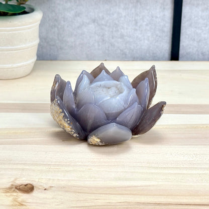 Agate Lotus Carving - Itsy's Crystal Cove LLC