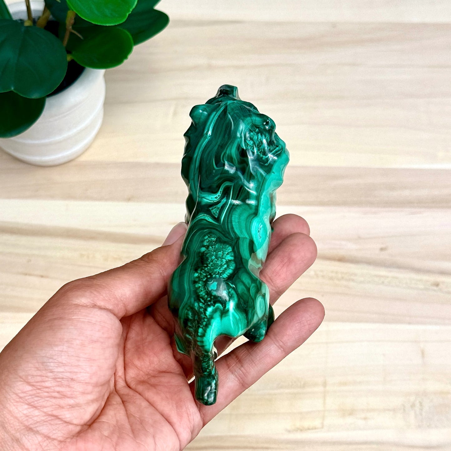 Malachite Lion Carving, 1 lb. 1 oz.