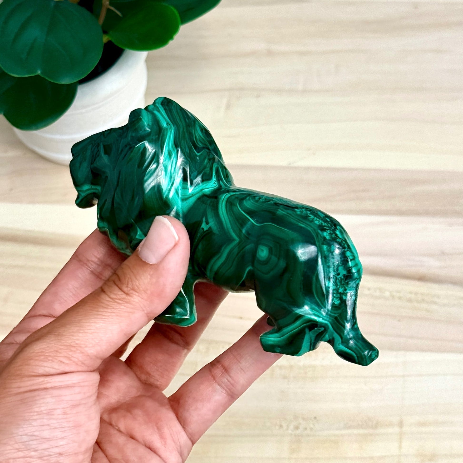 Malachite Lion Carving, 1 lb. 1 oz.
