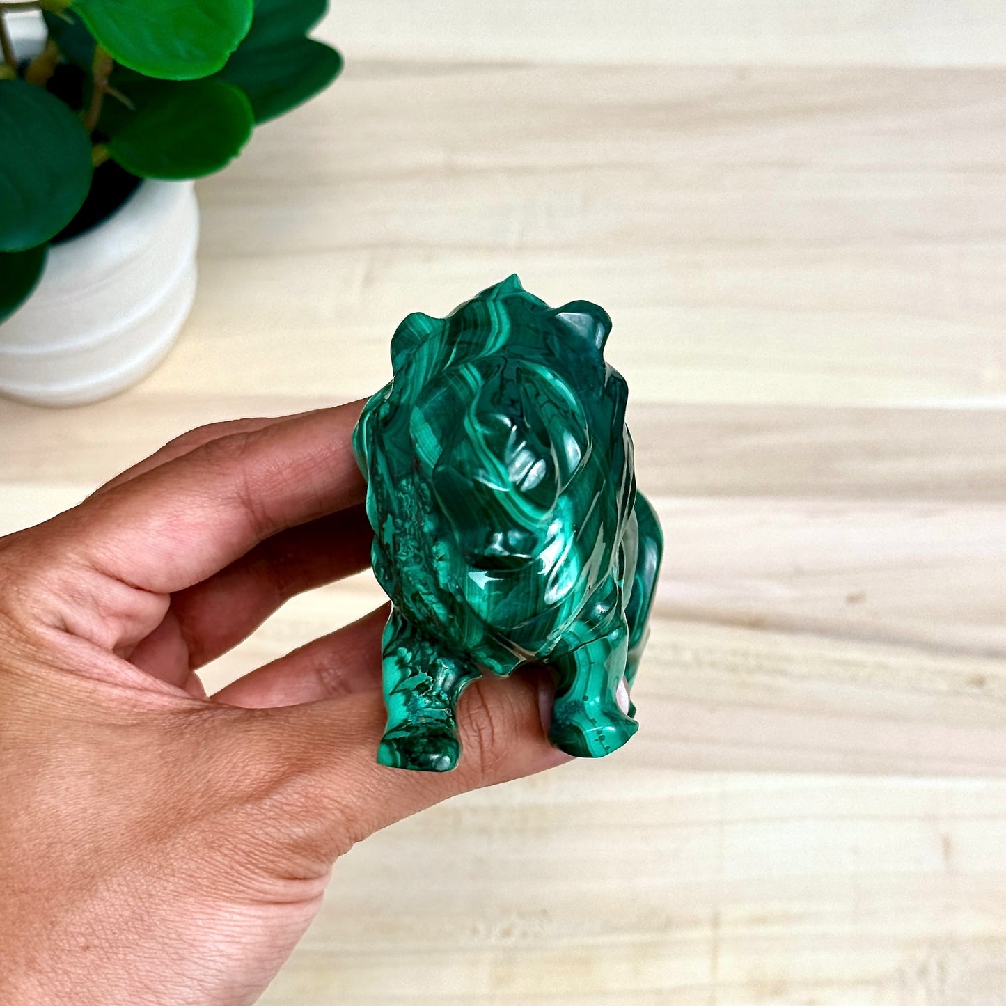 Malachite Lion Carving, 1 lb. 1 oz.