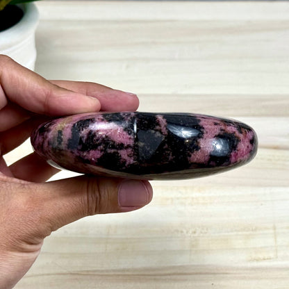 Rhodonite Heart Carving, 1 lb. 7 oz.