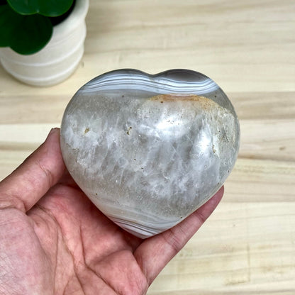 Agate and Quartz Heart Carving, 1 lb. 5.7 oz.